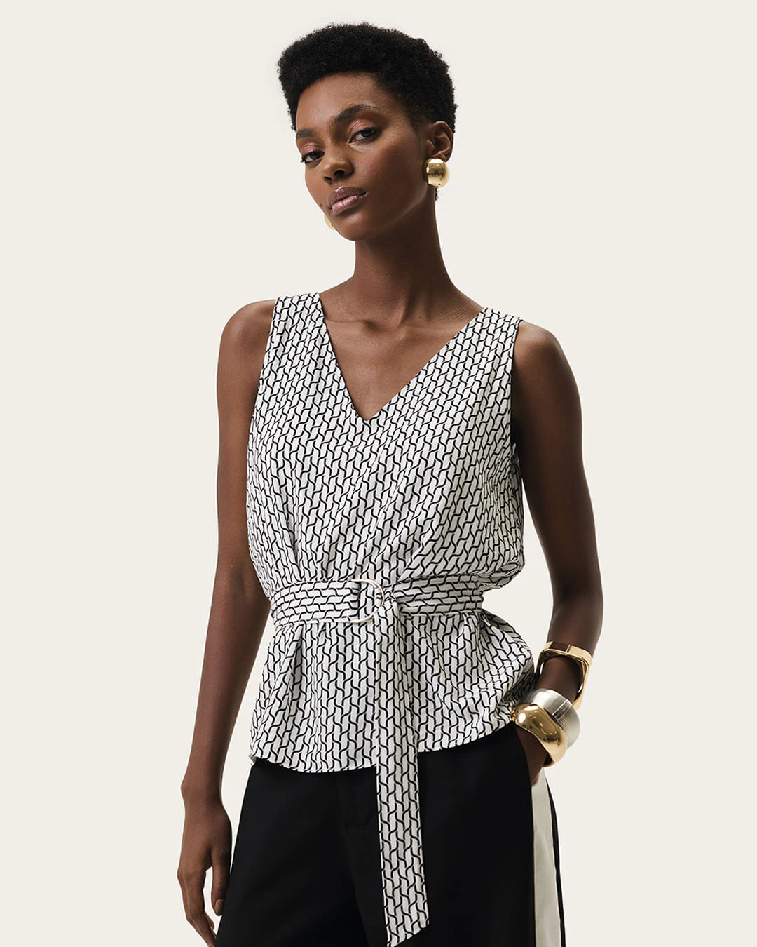 Blusa Ampla Feminina Cinto Faixa Detalhe Argola Em Viscose - ENFIM