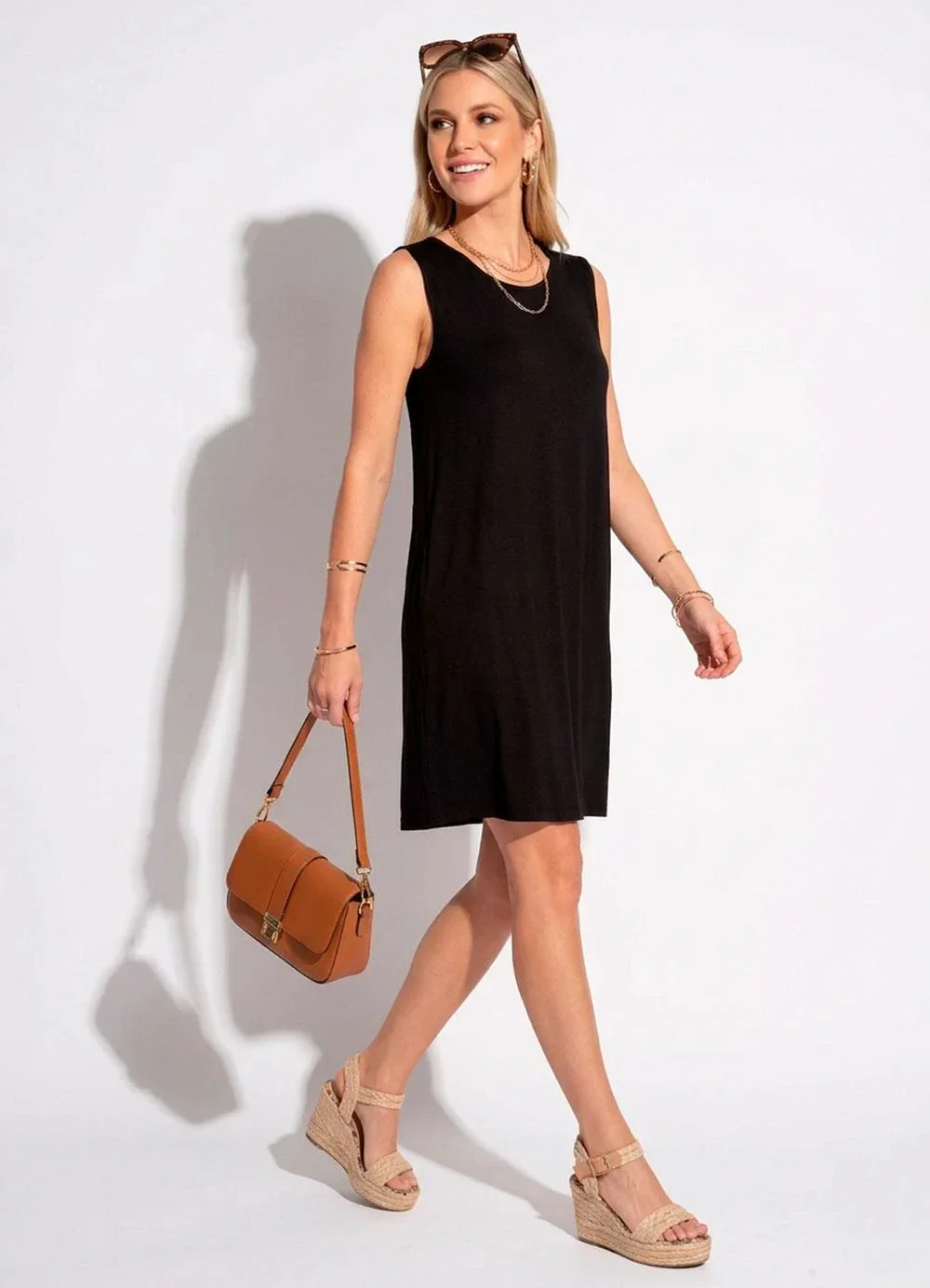 Quintess - Vestido com Bolsos Preto