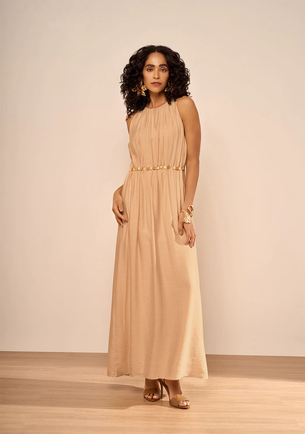 Vestido Longo Flor de Chá Bege Claro