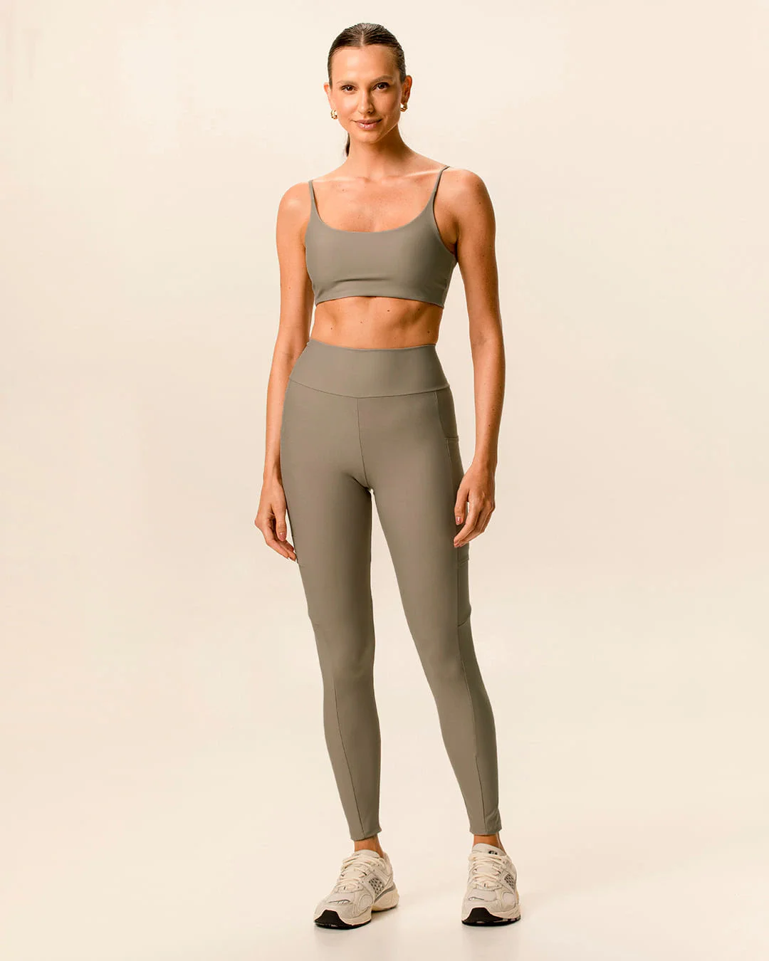 Calça Legging Esportiva Bolso Funcional Em Malha Dry E Proteção UV50+ Malwee Active