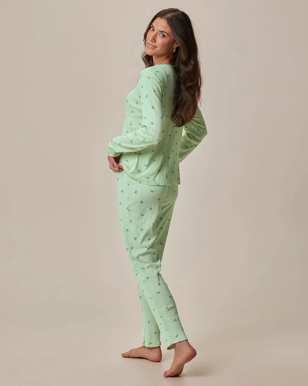 Pijama Longo Feminino Estampado Em Malha Jacquard Texturizada