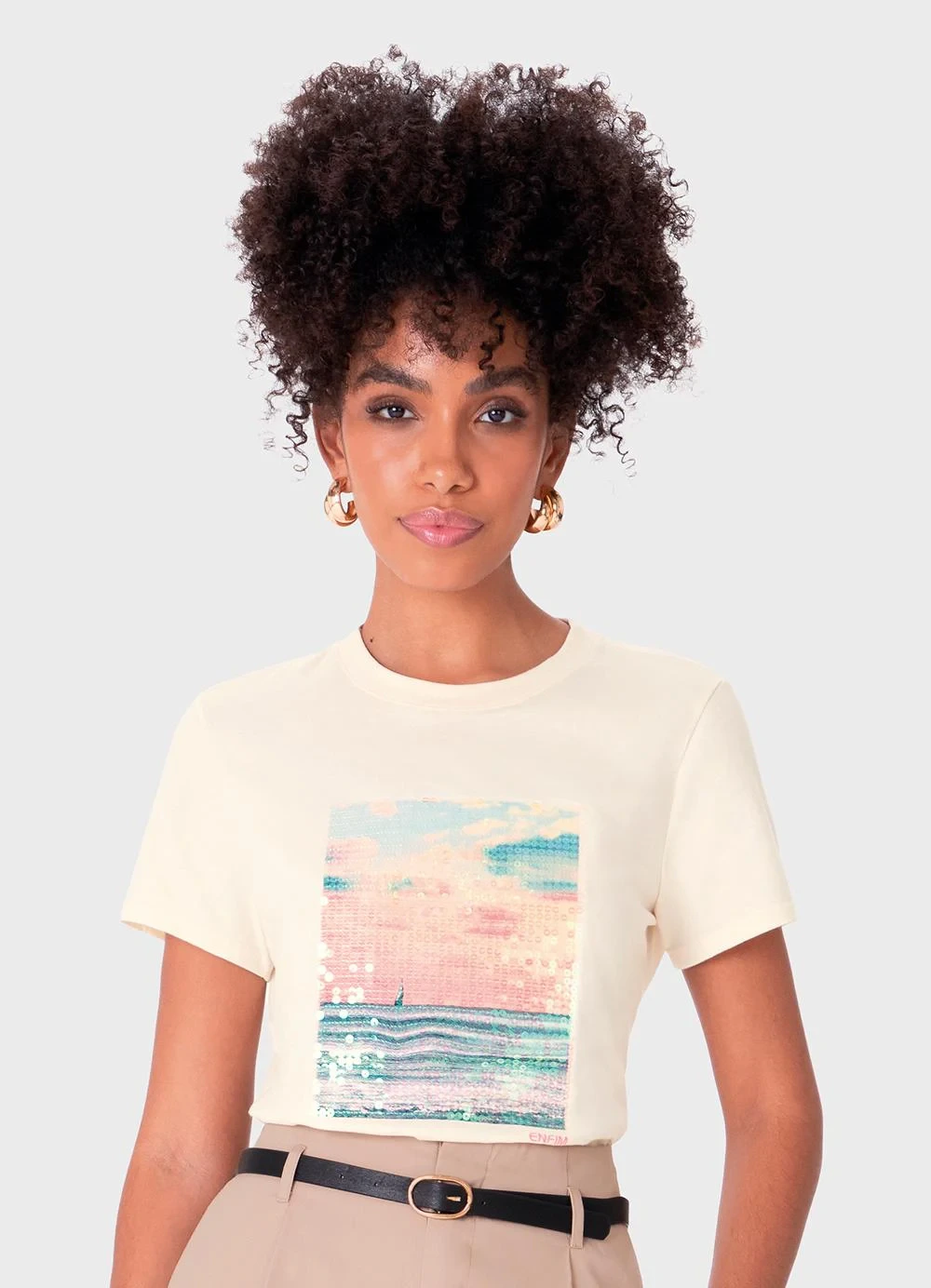 Enfim - Camiseta Barco a Vela em Paetê Off White