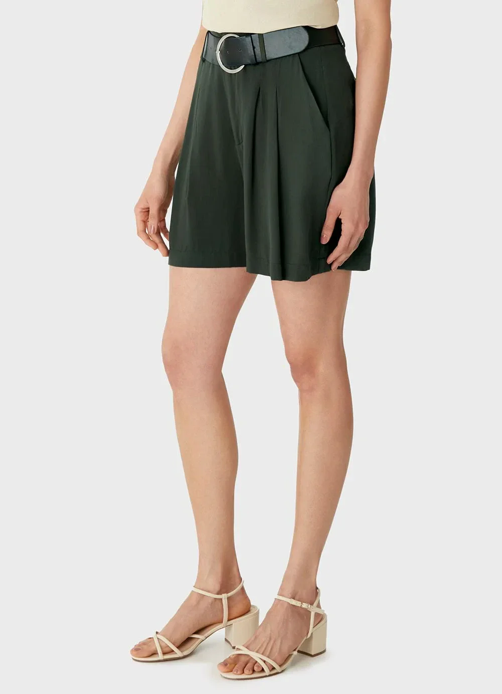 Malwee - Shorts Alfaiaria Viscose Sarjada Verde Escuro