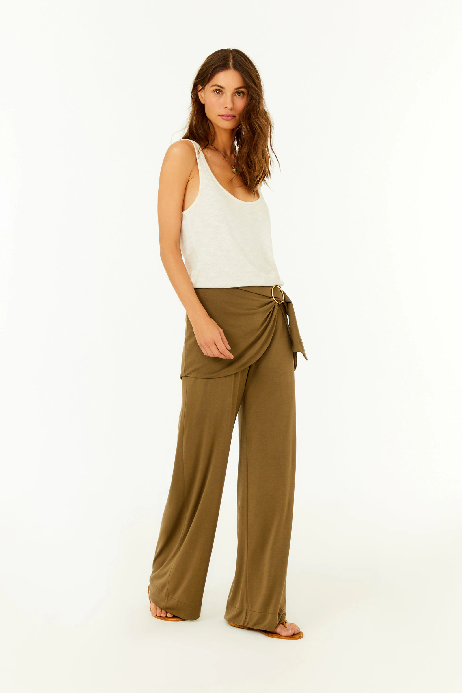 Calça Amarração Fivela