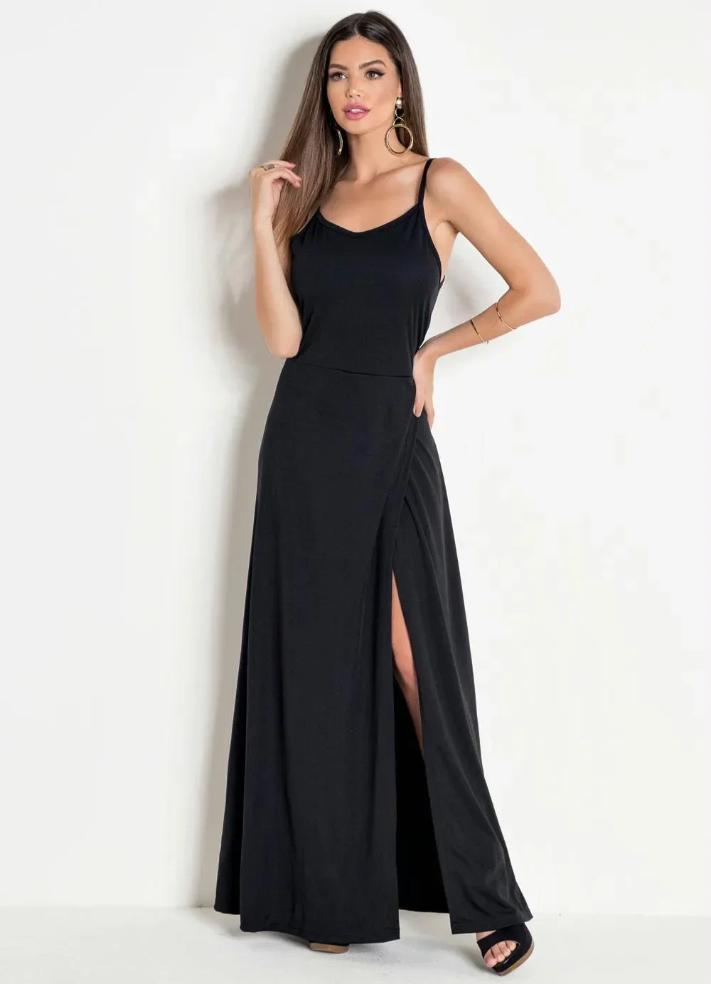 Moda Pop - Vestido Longo com Fenda Preta