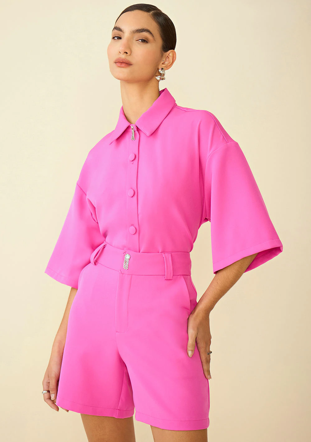 Shorts Maria.Valentina Alfaiataria Com Broche Pink