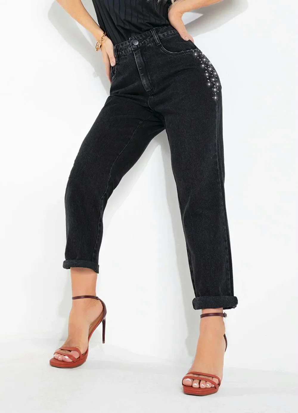 Sawary Jeans - Calça Preta Reta com Apliques Laterais Sawary