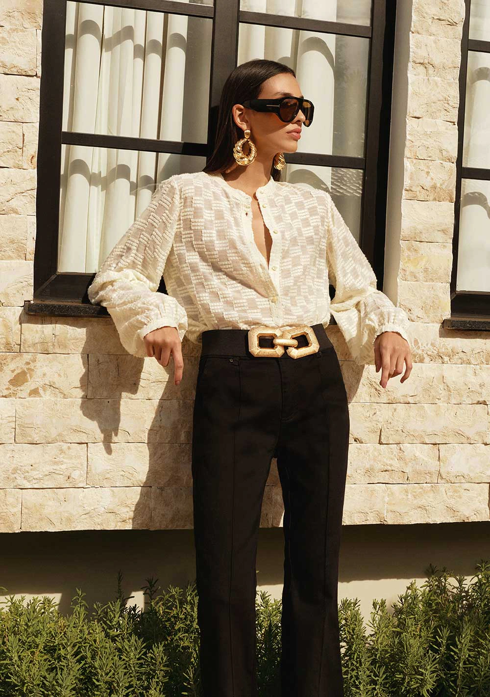 Blusa Iódice Solta Gola Padre Manga Longa Padrão Off White