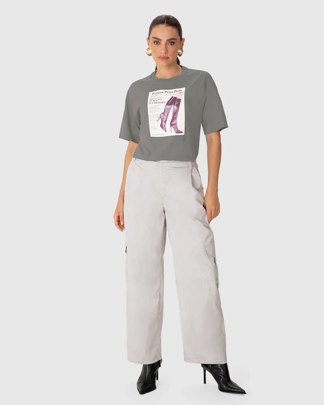 Camiseta Ampla Feminina Elegance Is An Attitude Em Malha Algodão - ENFIM
