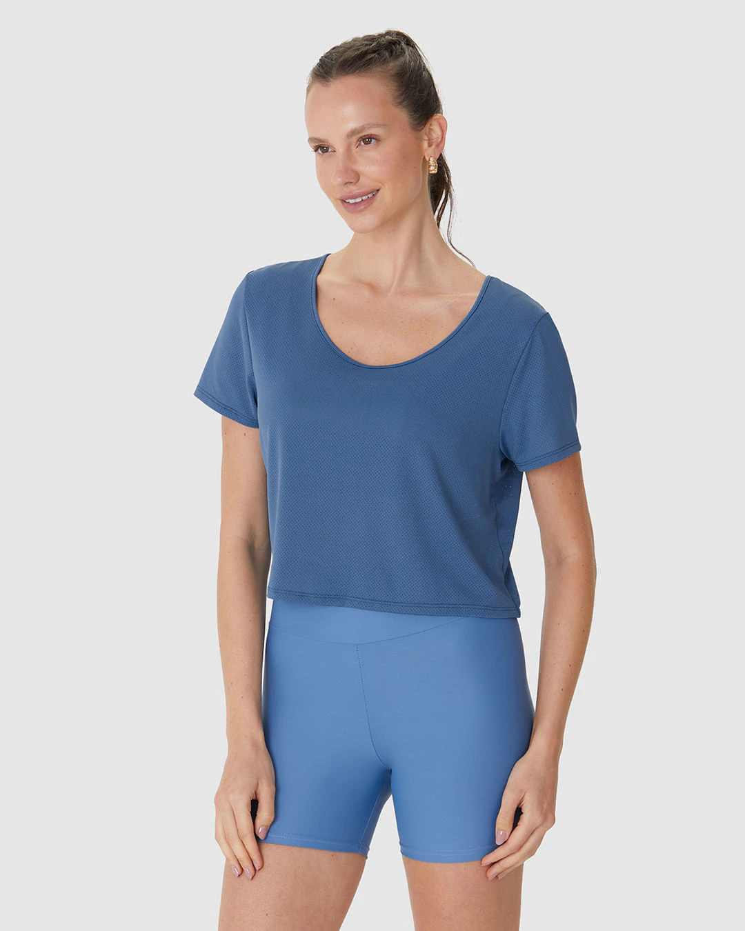 Blusa Esportiva Feminina Cropped Decote Canoa Duas Formas De Uso Em Malha Dry Malwee Active
