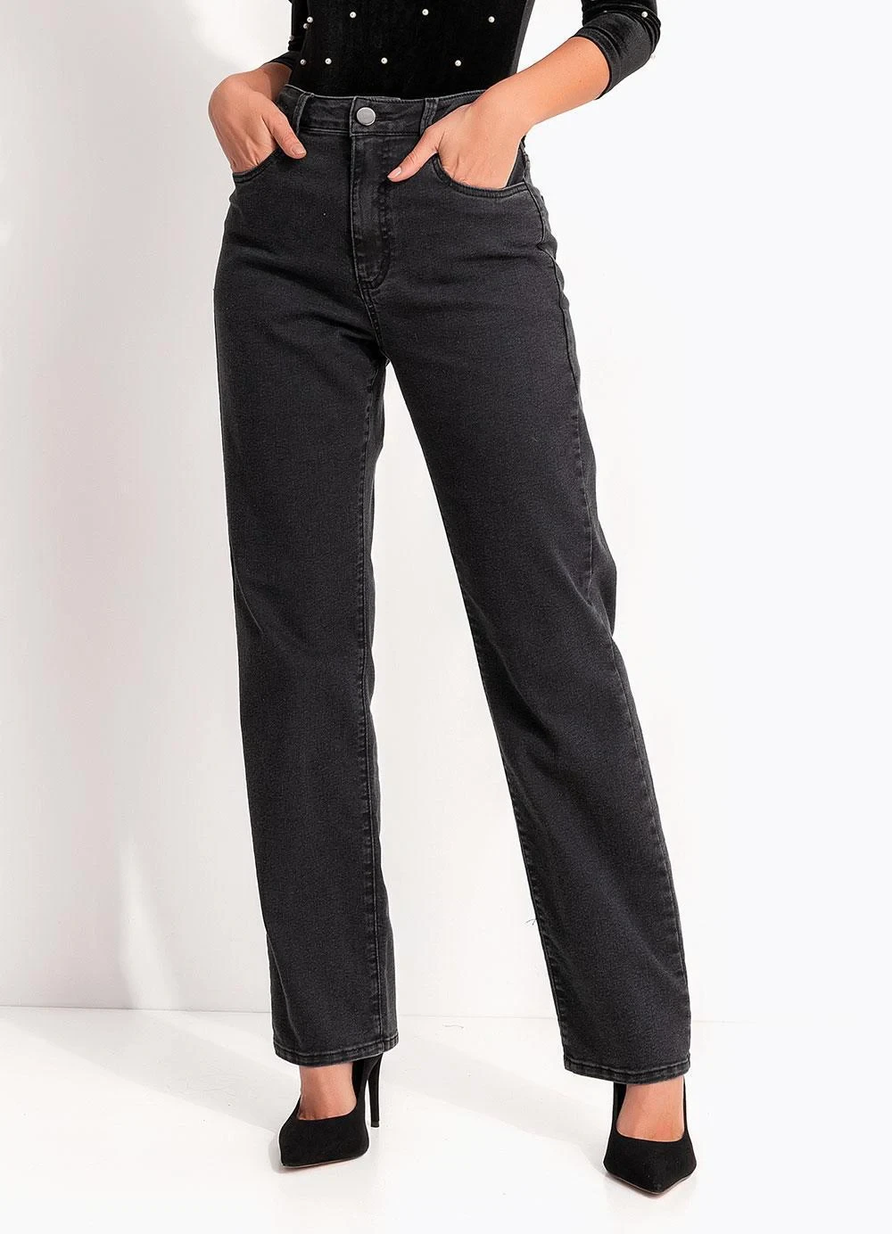 Quintess - Calça Reta Preto em Jeans