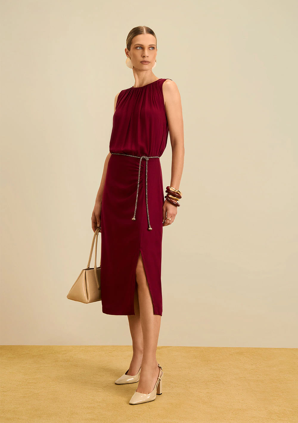 Vestido Maria.Valentina Solto Decote Careca Sem Manga Midi Bordo
