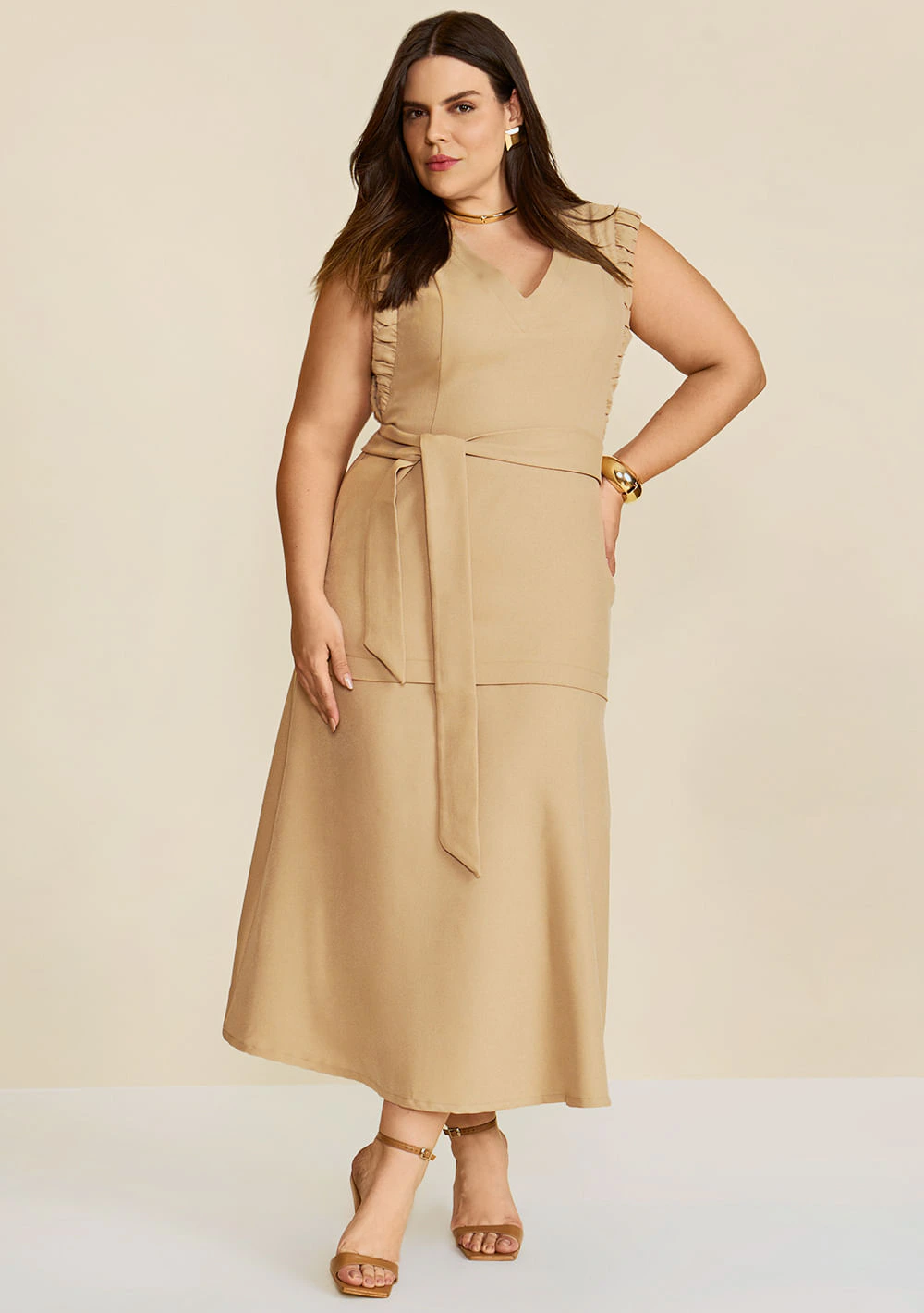 Vestido Solto Decote V Sem Manga Midi Bege Claro