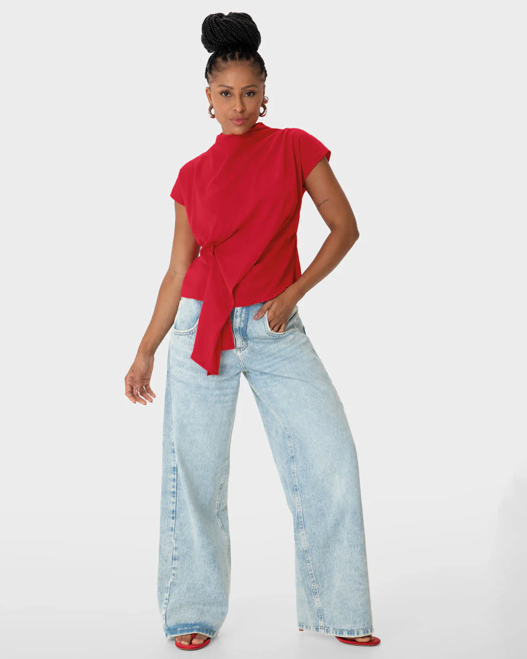 Blusa Feminina Slim Gola Alta Amarração Frontal Em Tafetá - ENFIM