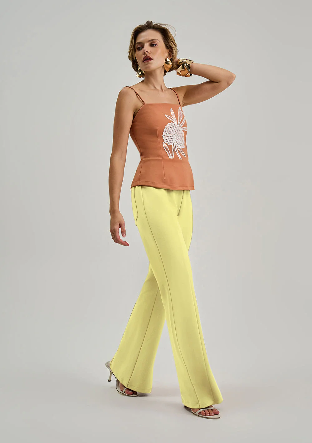 Calça Iódice Flare Alta Amarelo