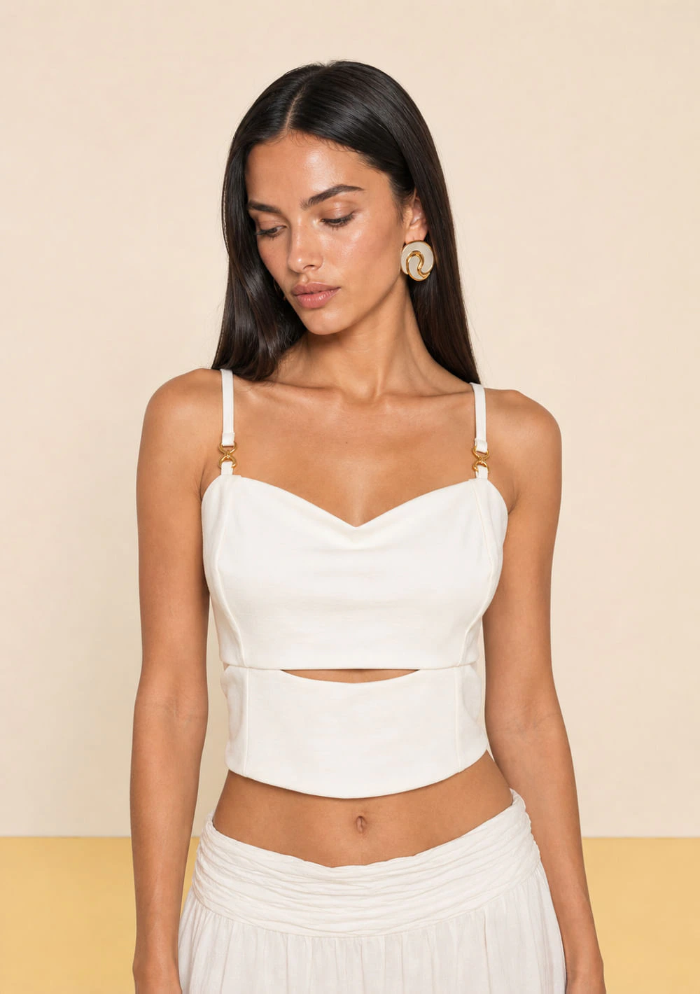 Top Zinco Decote Careca Alça Fina Off White