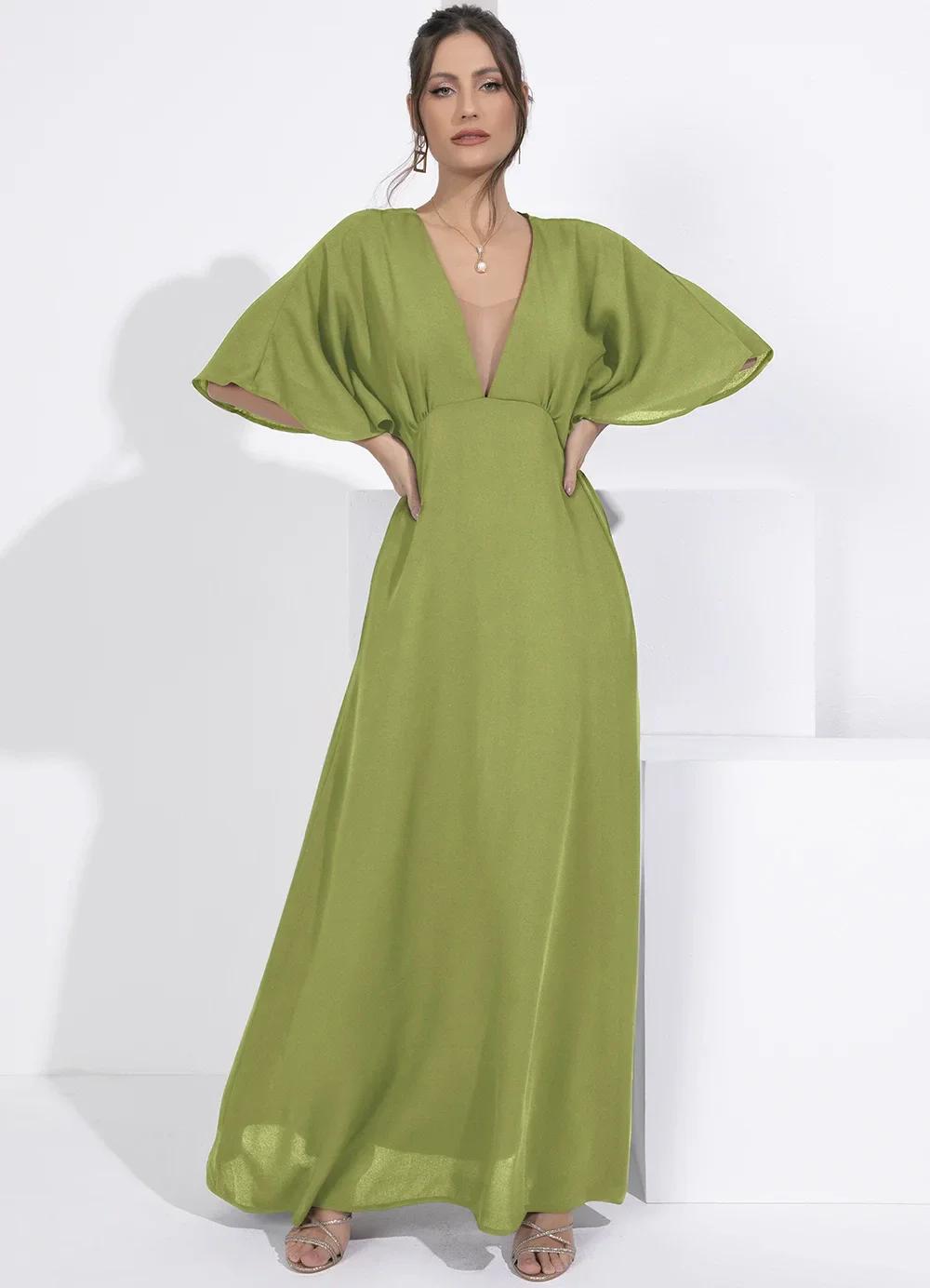 Quintess - Vestido Verde Claro em Crepe Plano