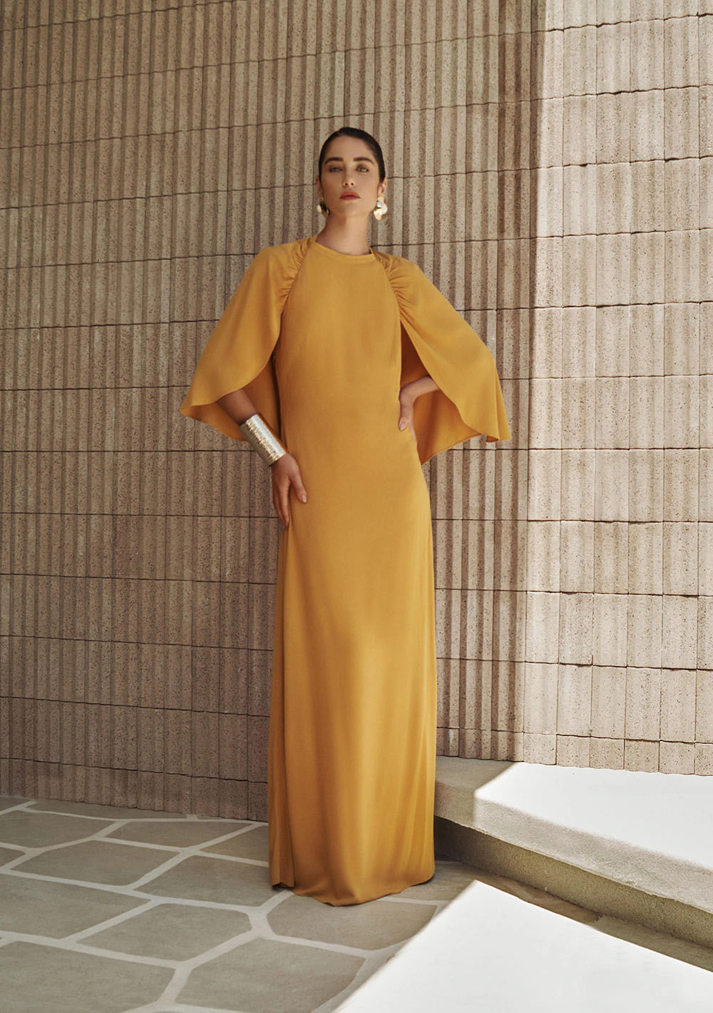 Vestido Longo Ajustado Carmine Amarelo