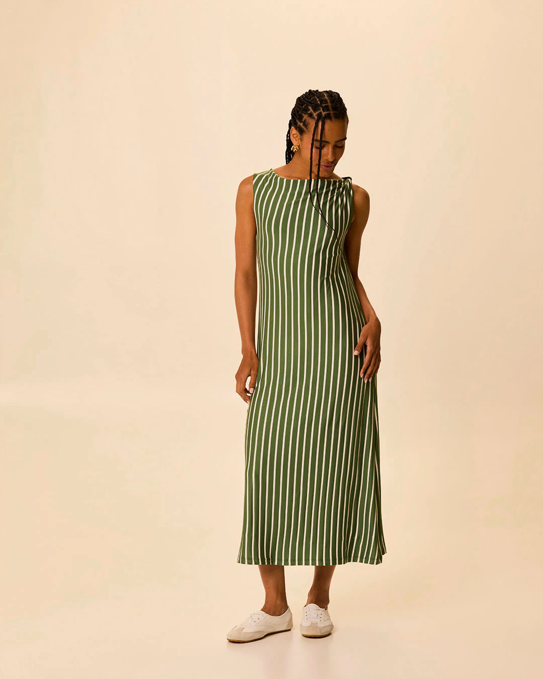 Vestido Midi Feminino Detalhe Torção Na Alça Em Viscose Listrada