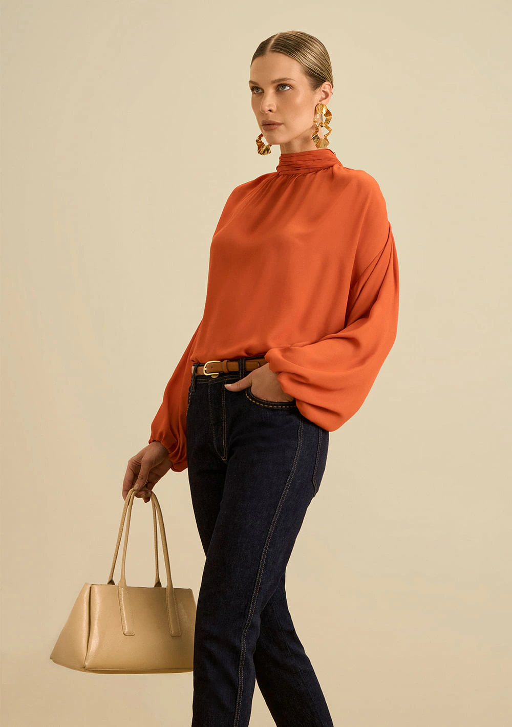 Blusa Maria.Valentina Solta Gola Alta Manga Longa Padrão Laranja