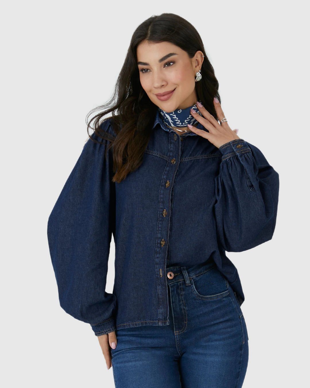 Camisa Feminina Manga Longa Com Pregas Em Jeans 100% Algodão