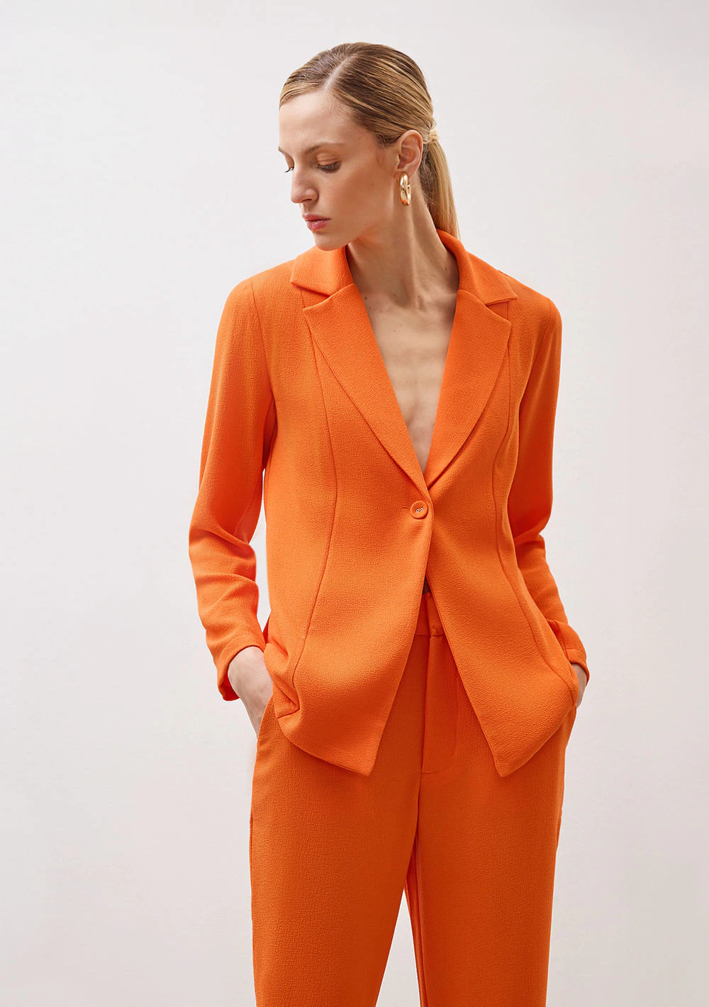 Blazer Iódice Acinturado Com Botões Laranja