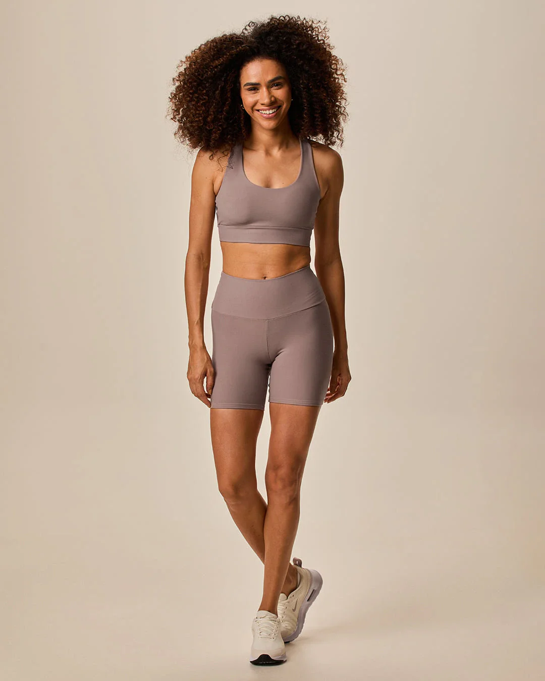 Shorts Esportivo Feminino Justo Em Malha Com Proteção UV50+ Malwee Active