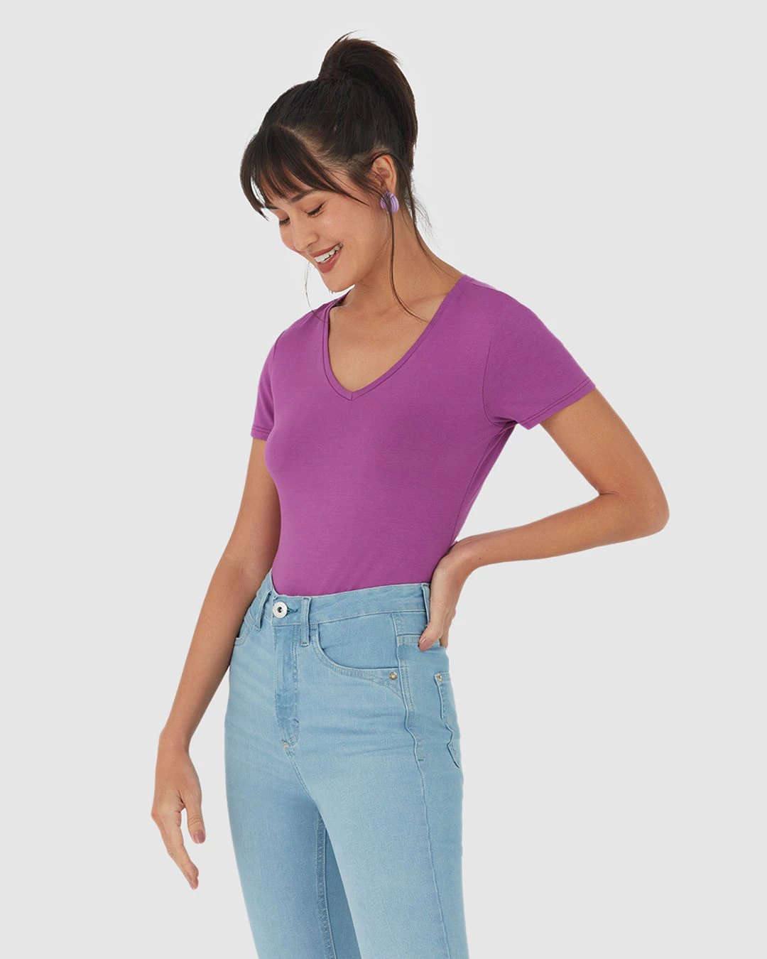 Blusa Básica Feminina Decote V Em Viscose Stretch