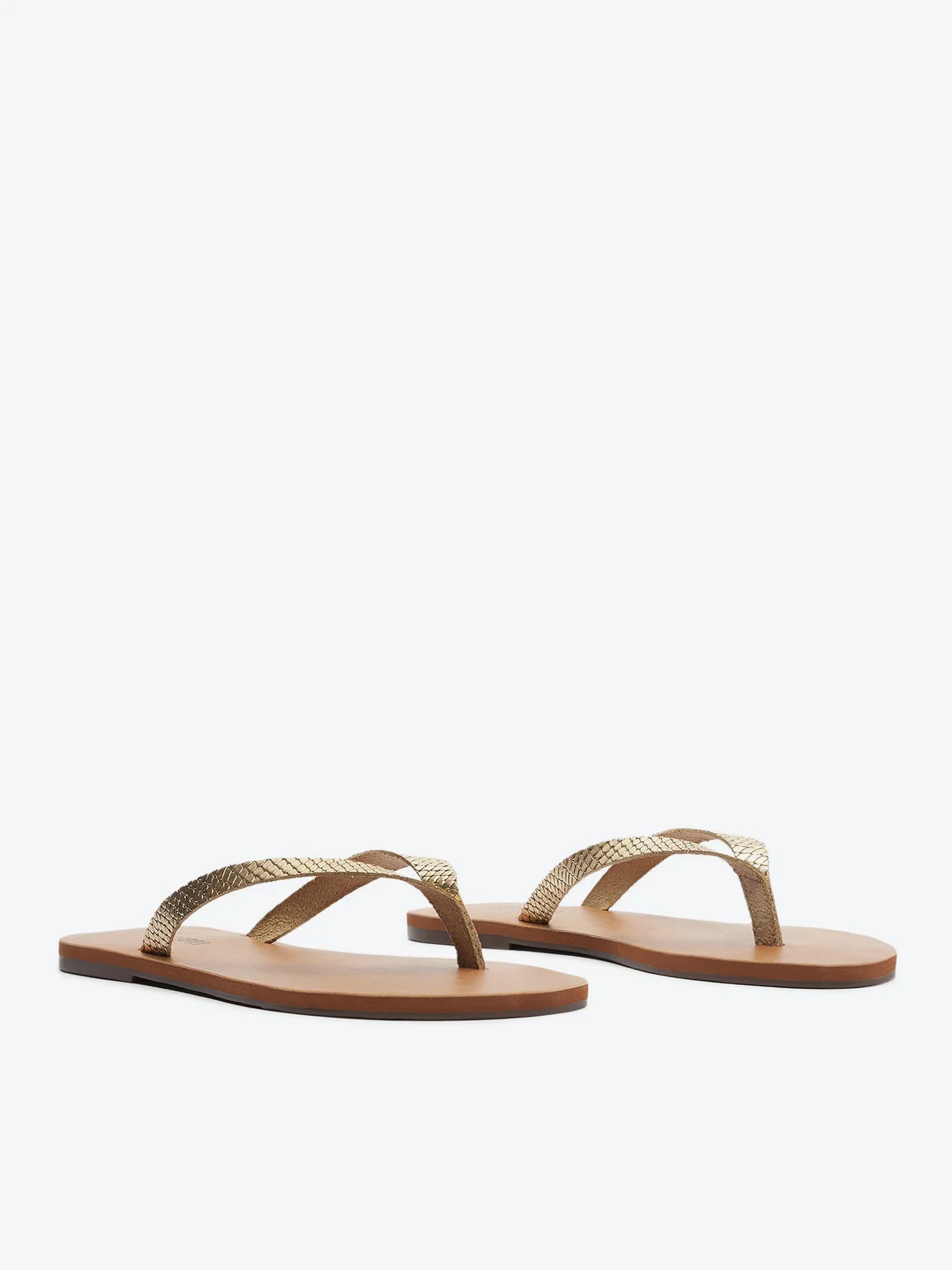 Rasteira Slim Tira Croco Couro Dourada