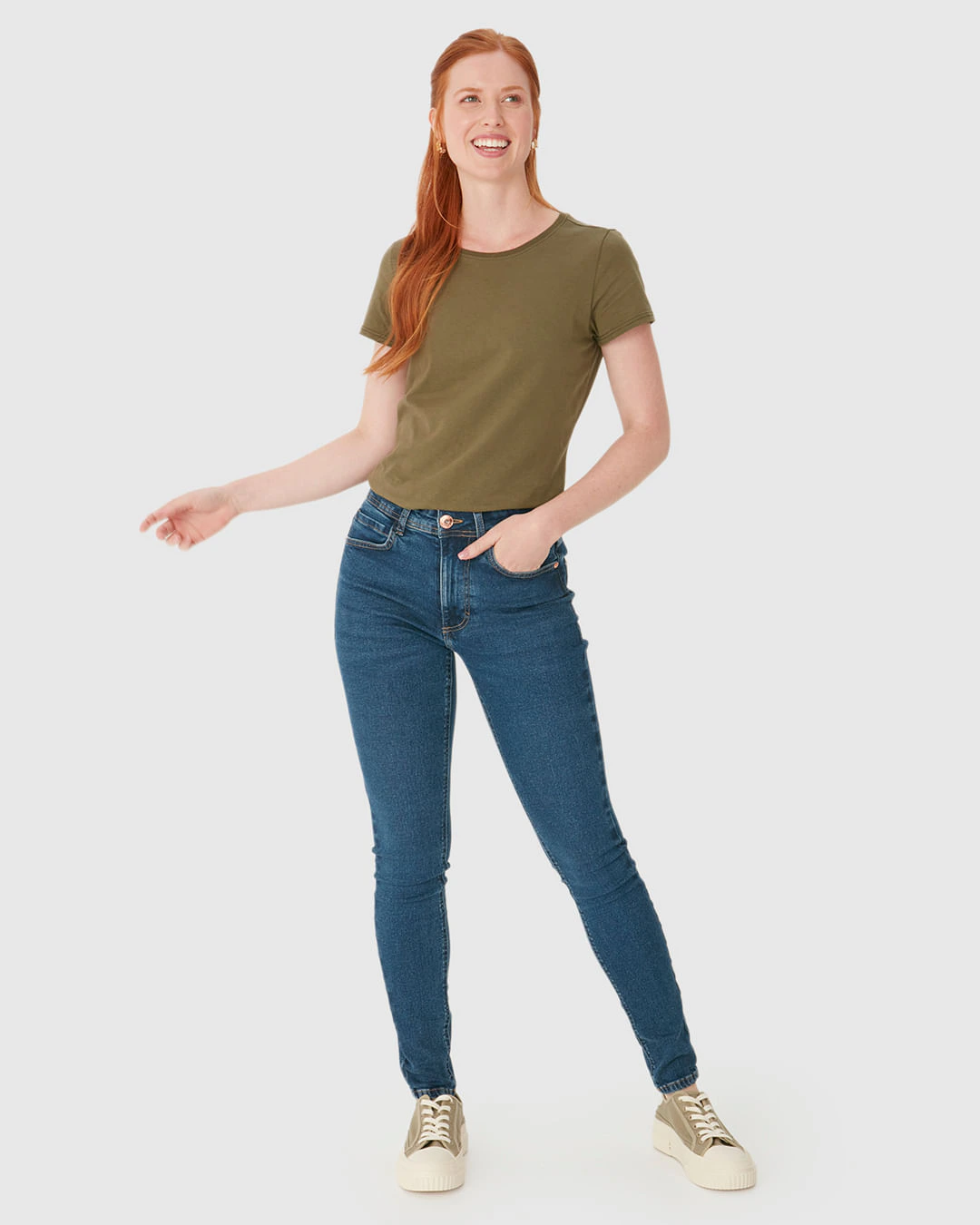 Calça Skinny Feminina Cintura Média Etiqueta Decorativa Em Flex Jeans