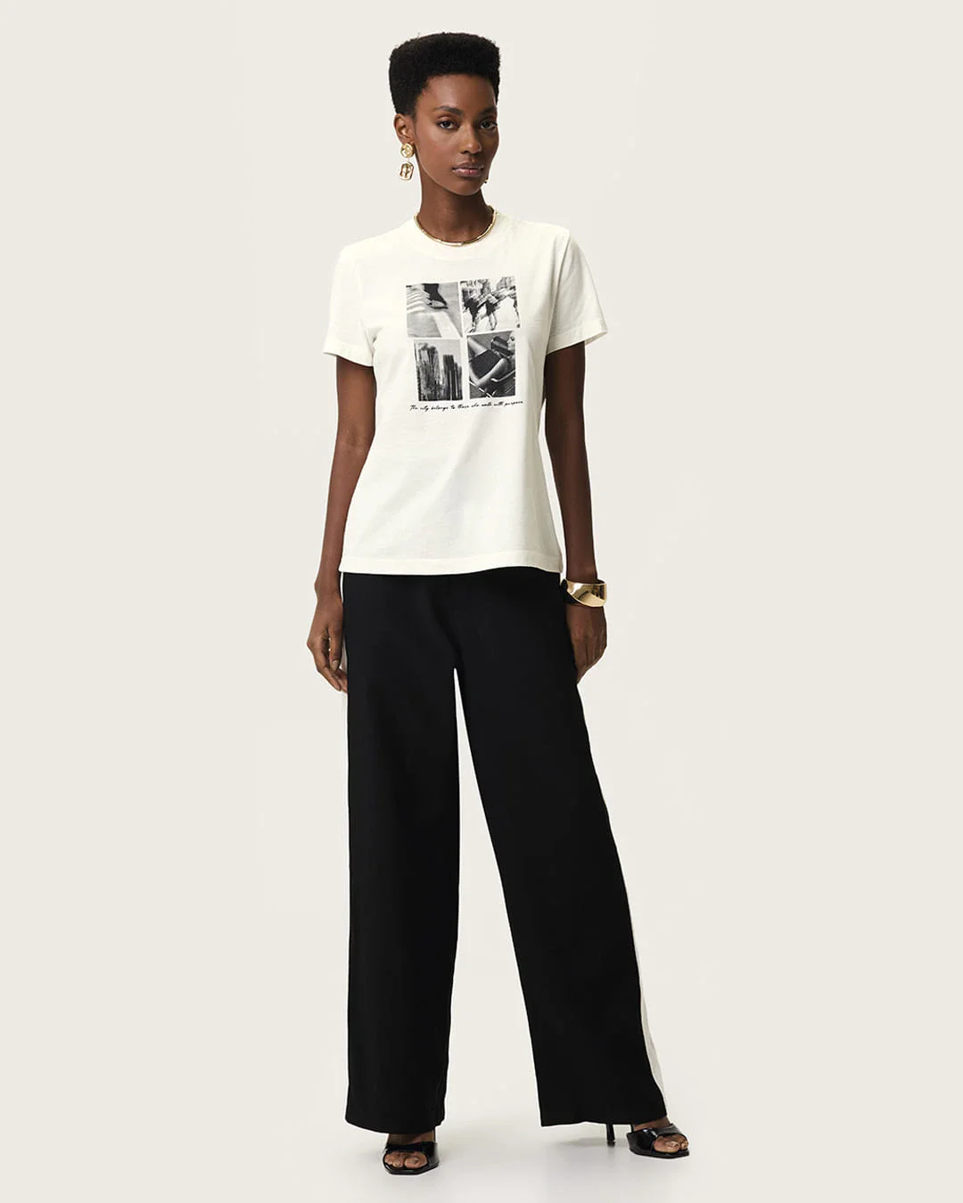 Camiseta Feminina Estampa The City Belongs Malha Algodão - ENFIM