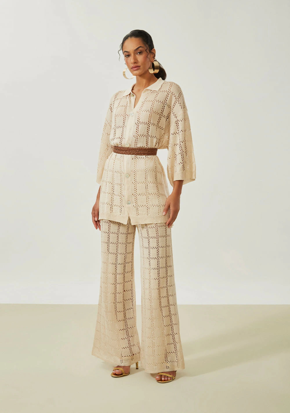 Camisa Maria.Valentina Oversized Gola Clássica Manga Curta Padrão Bege