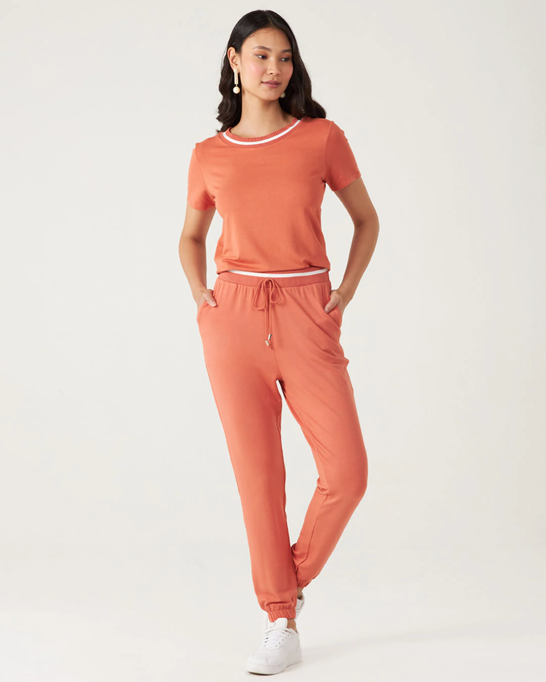 Calça Básica Feminina Jogger Em Moletinho De Viscose