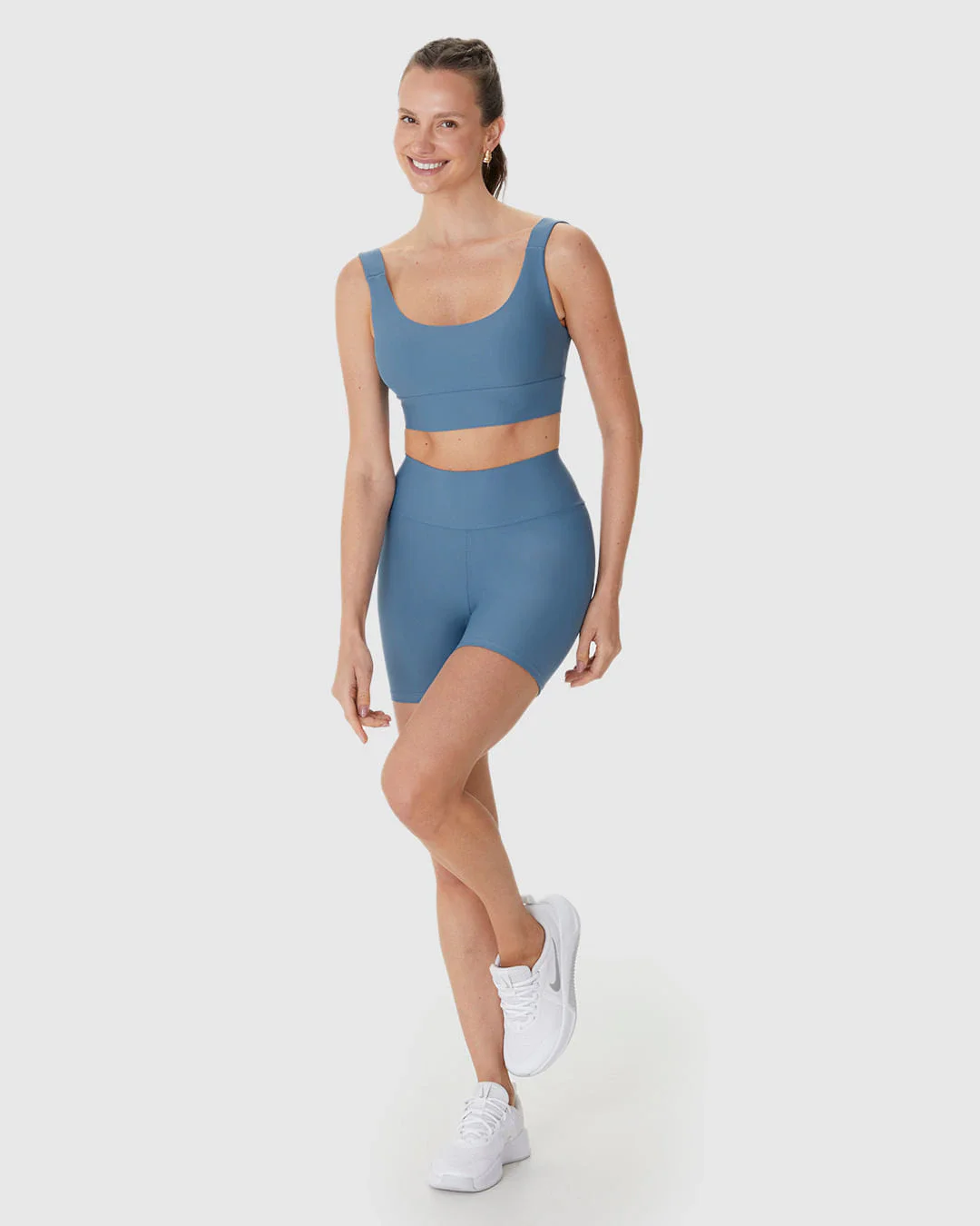 Shorts Esportivo Feminino Bolso Costas Em Malha Dry E Proteção UV50+ Malwee Active