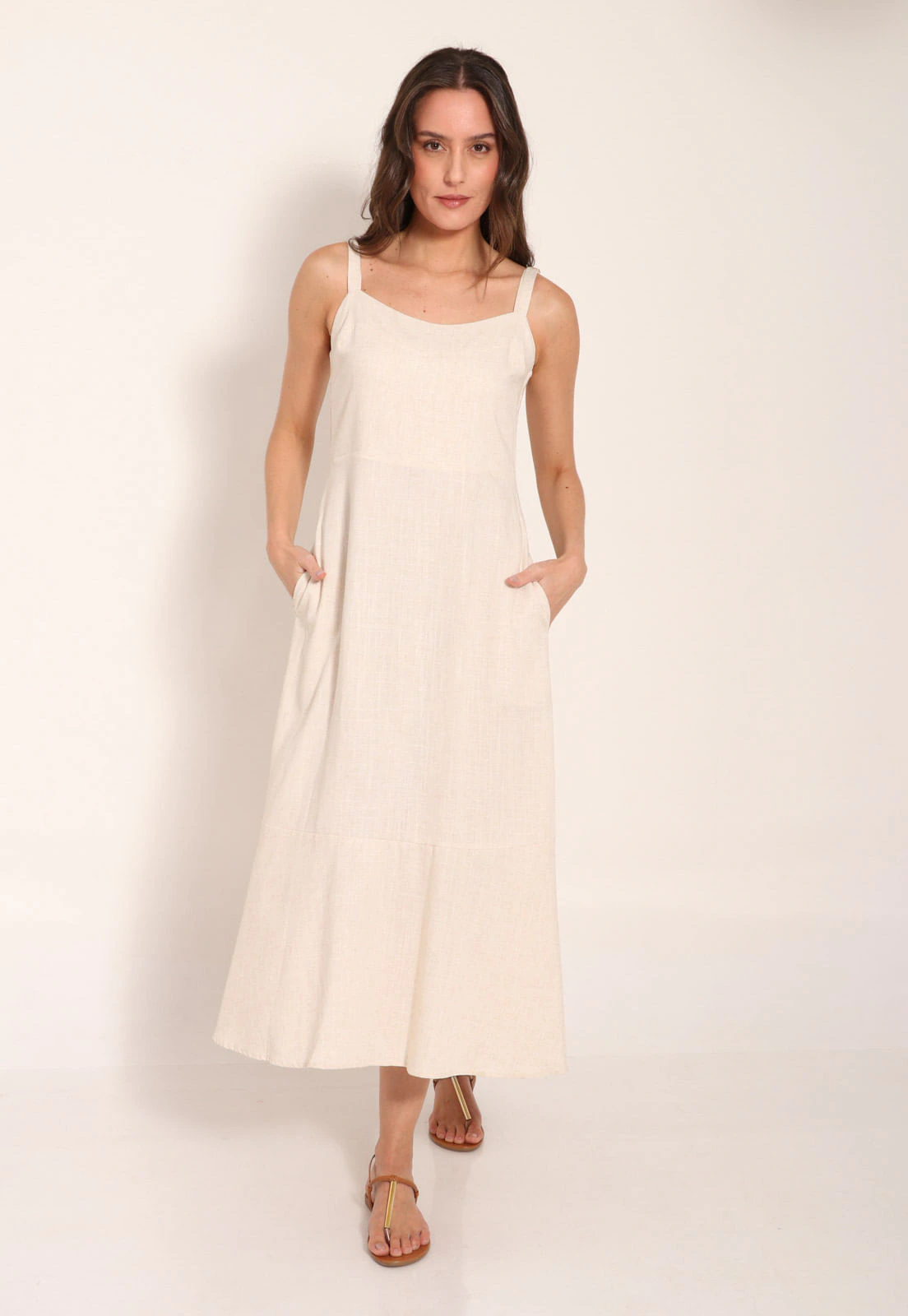 Vestido Linho Wash Midi Com Recortes e Alças Reguláveis