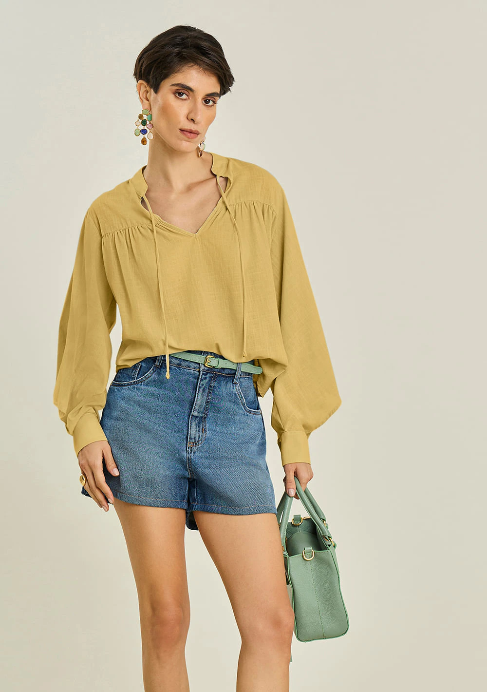 Blusa Maria.Valentina Solta Gola Padre Manga Longa Padrão Bege