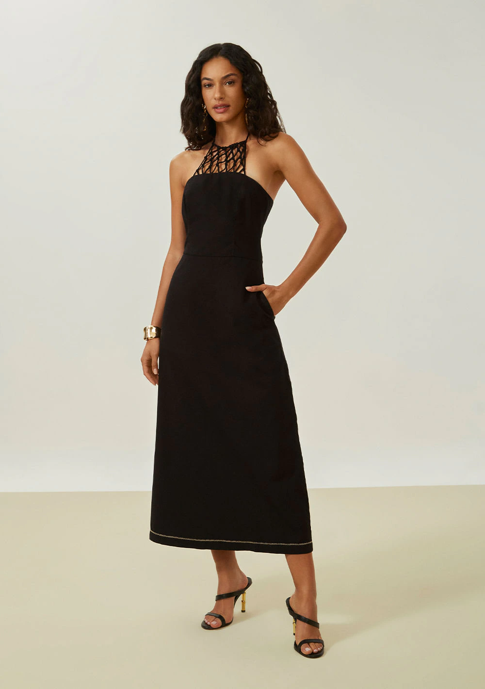 Vestido Maria.Valentina Ajustado Decote V Sem Manga Longo Preto